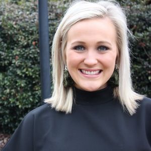 Meet your Posher, Caroline